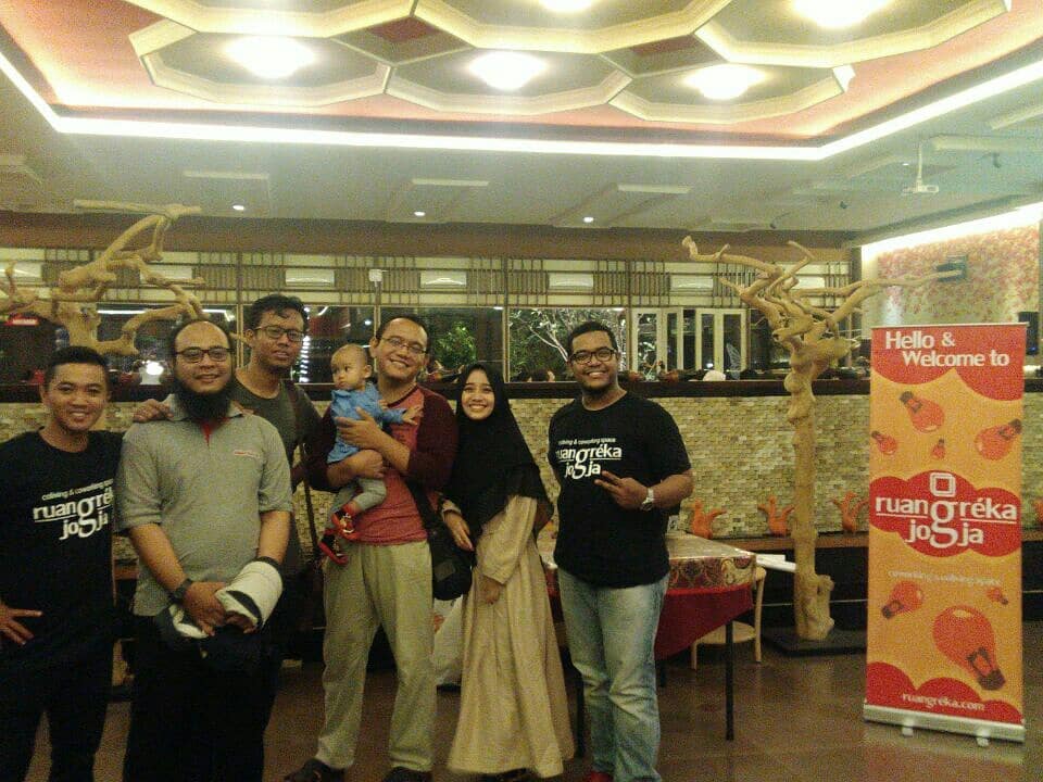 Yang seru dari bikin event jadi bisa kumpul-kumpul, silaturahmi dan dapet semangat baru..Bisa ke (4)